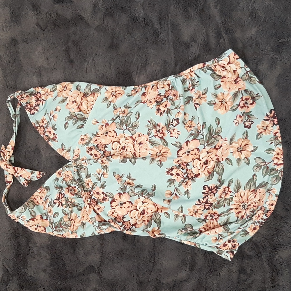 Maternity swim top